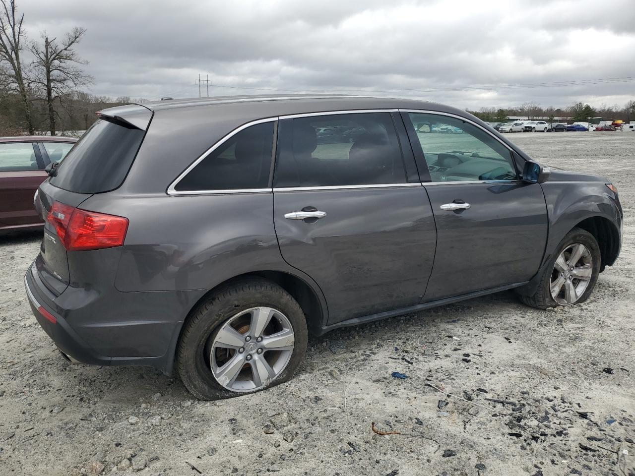 2011 Acura MDX VIN 2HNYD2H47BH529352 Copart auction photo, minor dent/scratches / undercarriage damage thumbnail 3
