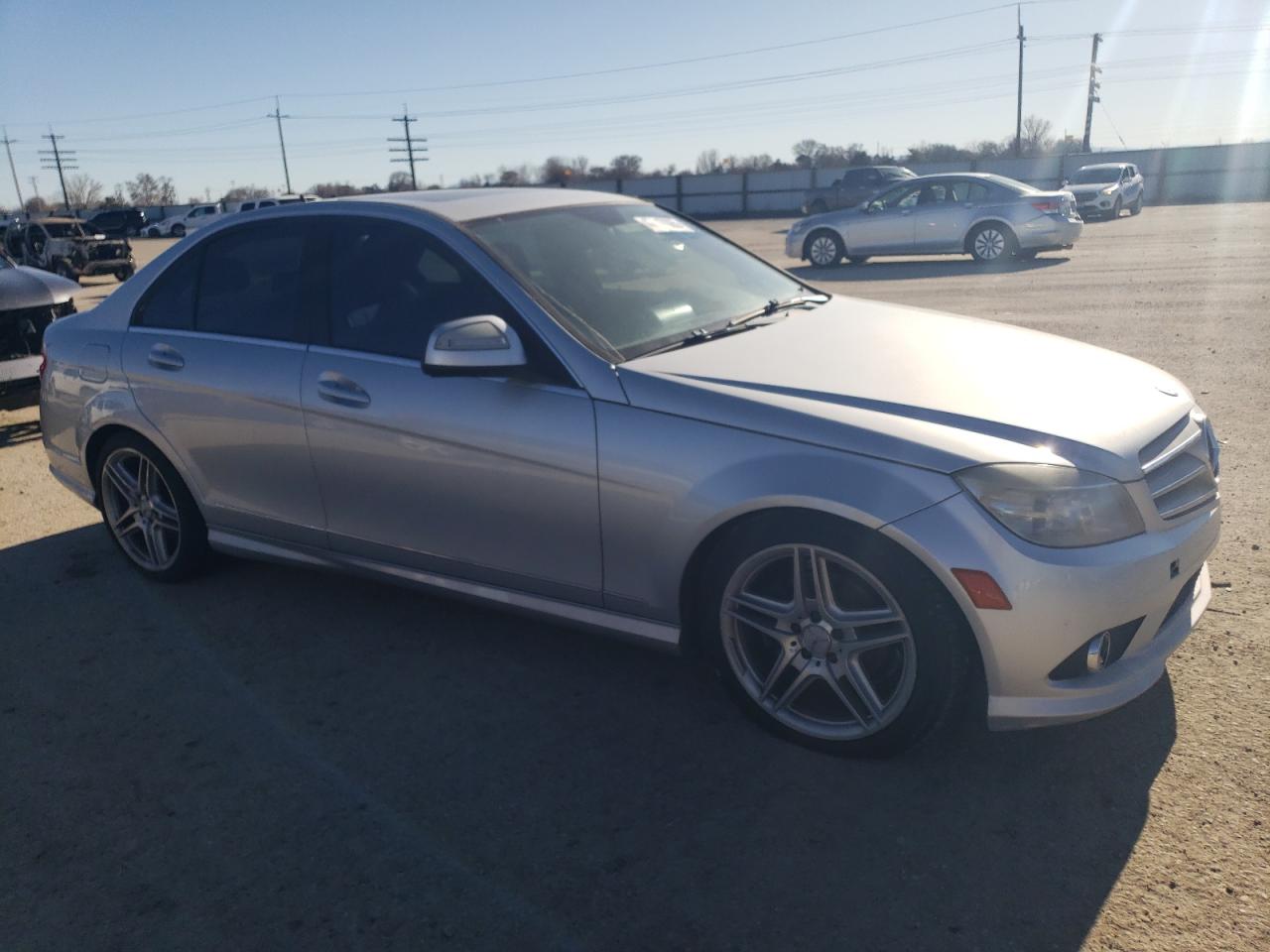 2009 Mercedes-Benz C-klasse VIN WDDGF54X39R045143 Copart auction photo, minor dent/scratches damage thumbnail 4