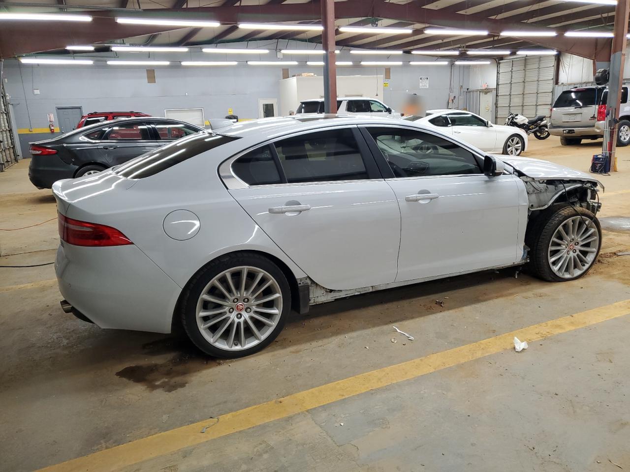 2018 Jaguar XE VIN SAJAN4EVXJCP17542 Copart auction photo, front end damage thumbnail 3