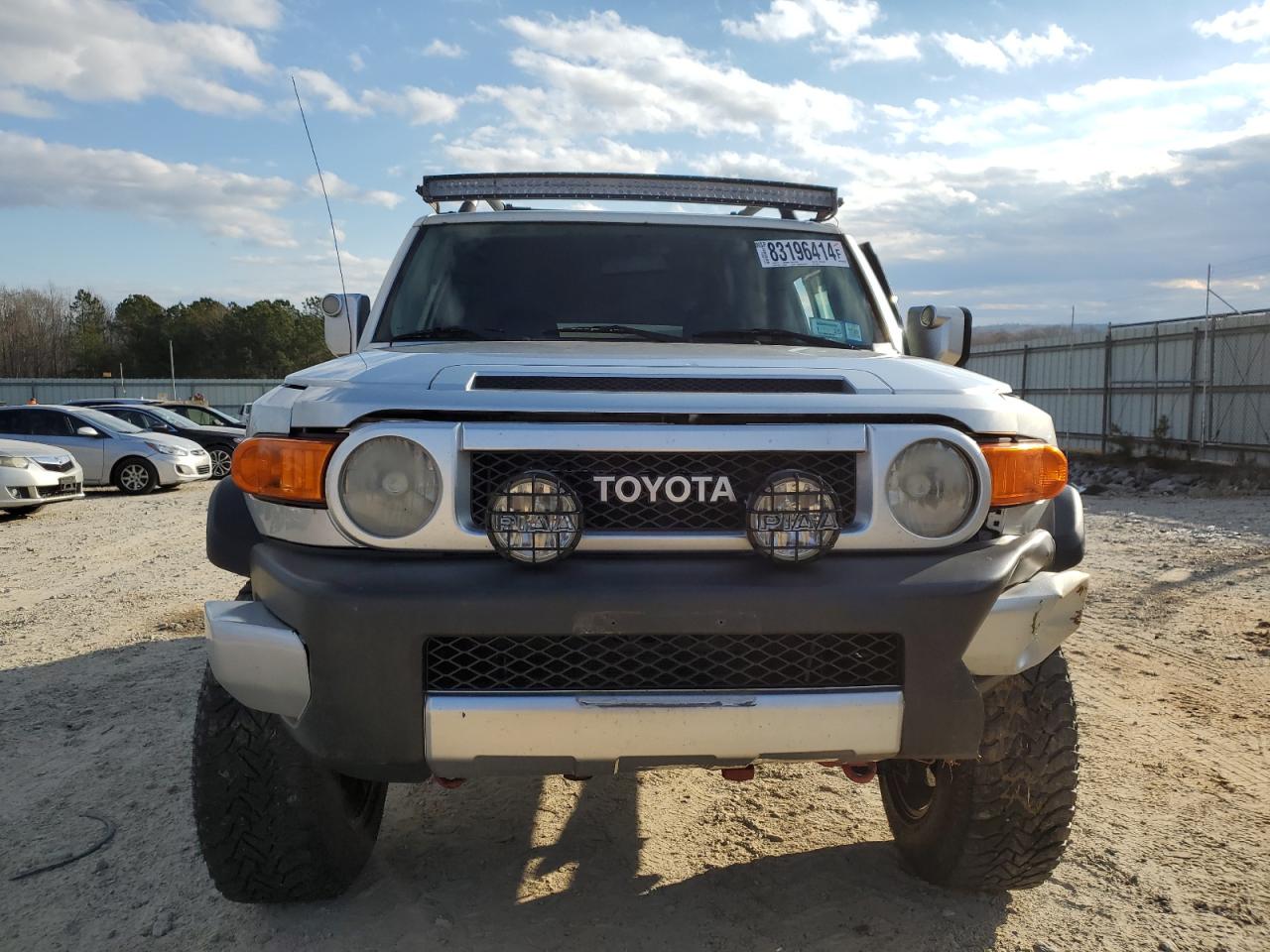 2007 Toyota FJ Cruiser VIN JTEBU11F270035733 Copart auction photo, front end / side damage thumbnail 5