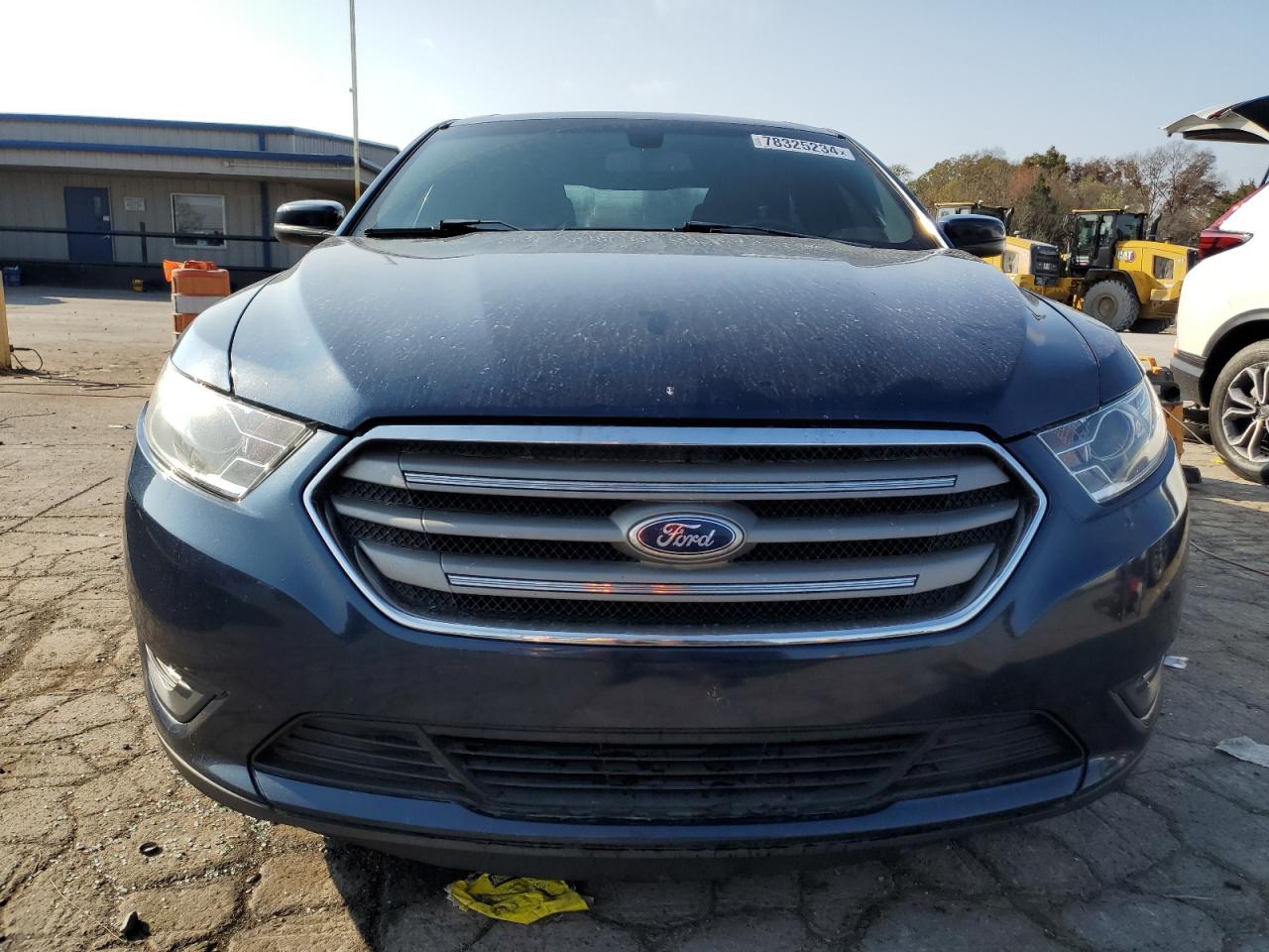 2016 Ford Taurus VIN 1FAHP2E88GG109256 Copart auction photo, minor dent/scratches damage thumbnail 5