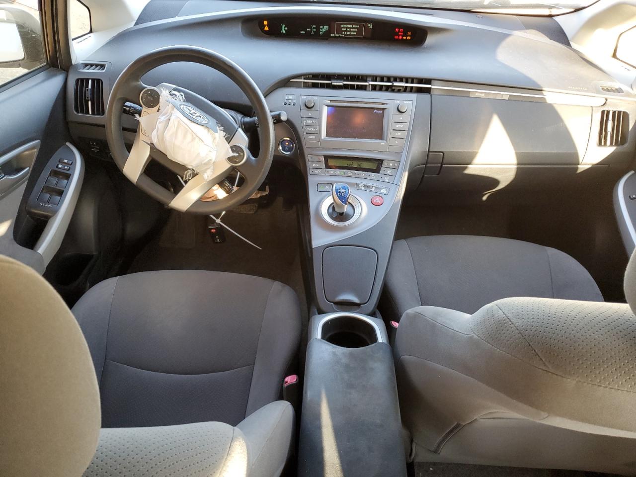 2012 Toyota Prius VIN JTDKN3DU8C5504215 Copart auction photo, front end damage thumbnail 8