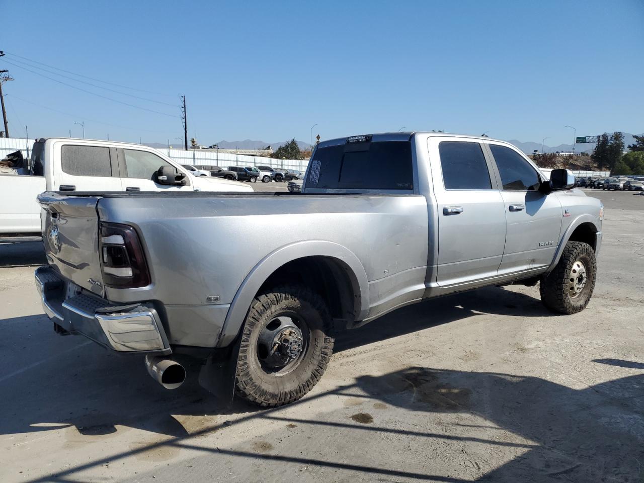 2019 RAM 3500 VIN 3C63RRJL4KG589219 Copart auction photo, burn - engine / rear end damage thumbnail 3