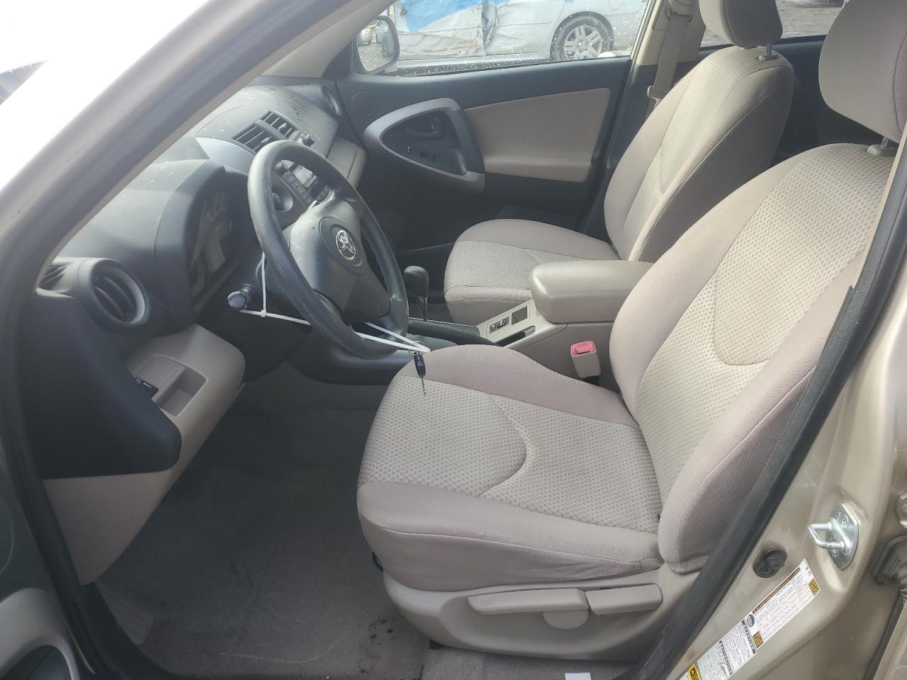 2008 Toyota RAV 4 VIN JTMBD33V186070640 Copart auction photo, front end / undercarriage damage thumbnail 7