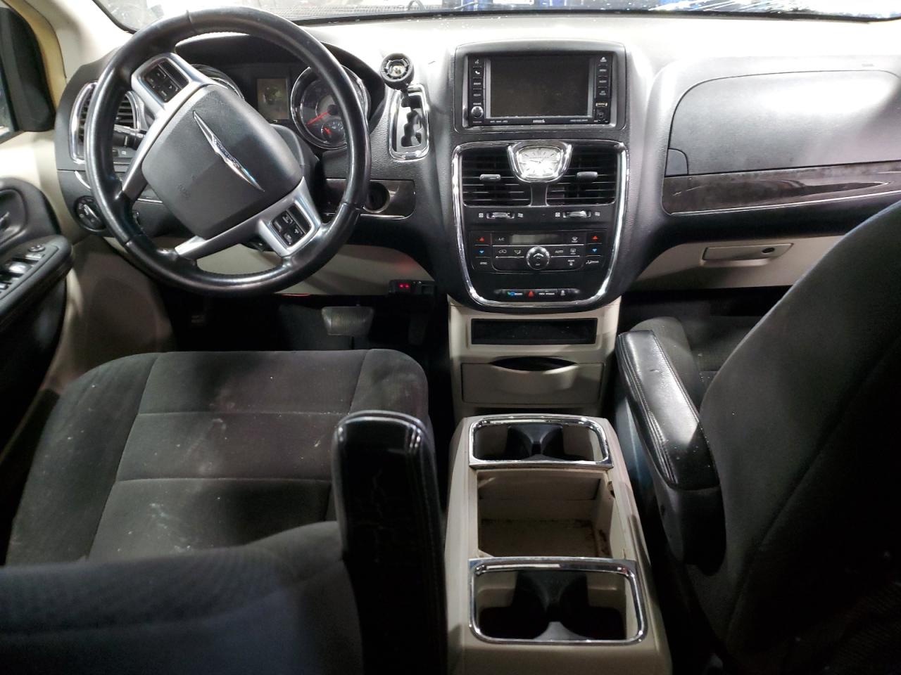 2011 Chrysler Town & Country VIN 2A4RR5DG8BR783234 Copart auction photo, all over / vandalism damage thumbnail 8