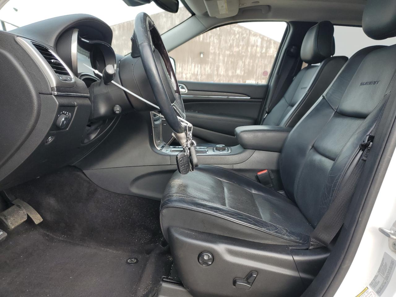 2017 Jeep Grand Cherokee VIN 1C4RJFJTXHC963613 Copart auction photo, front end / side damage thumbnail 7