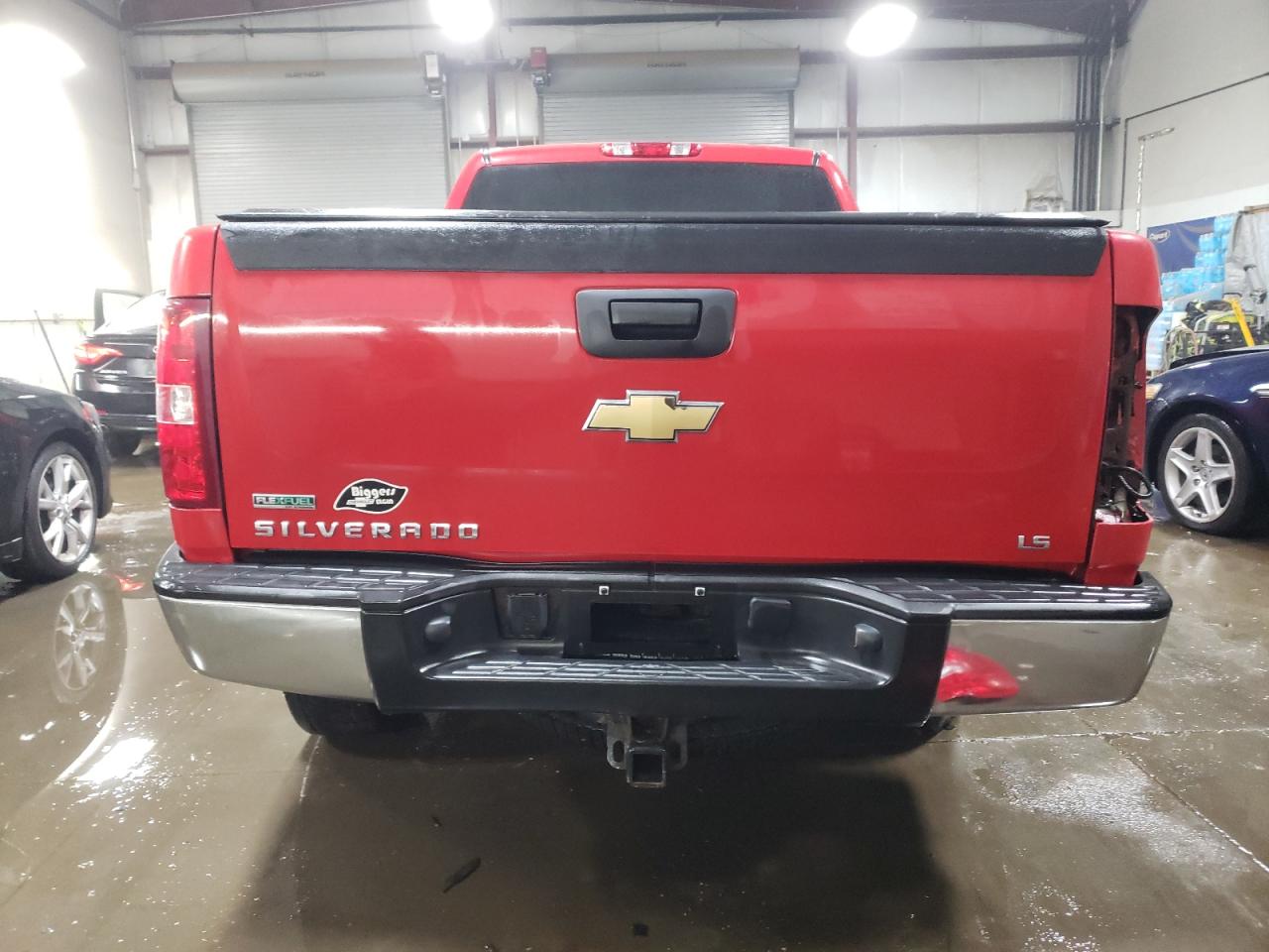 2010 Chevrolet Silverado VIN 1GCSKREA0AZ160336 Copart auction photo, front end / rear end damage thumbnail 6