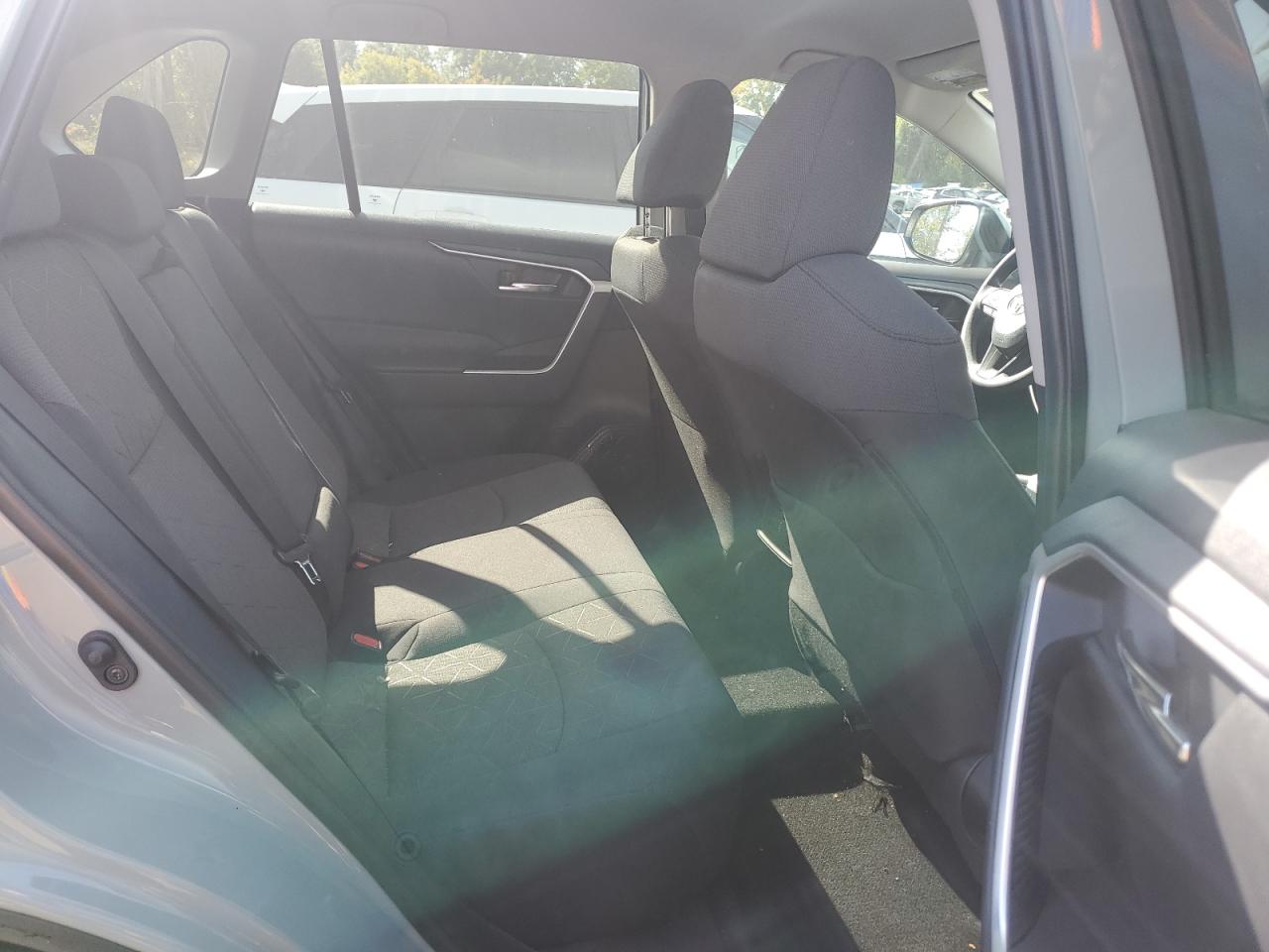 2020 Toyota RAV 4 VIN 2T3P1RFV6LW136359 Copart auction photo, front end / minor dent/scratches damage thumbnail 11
