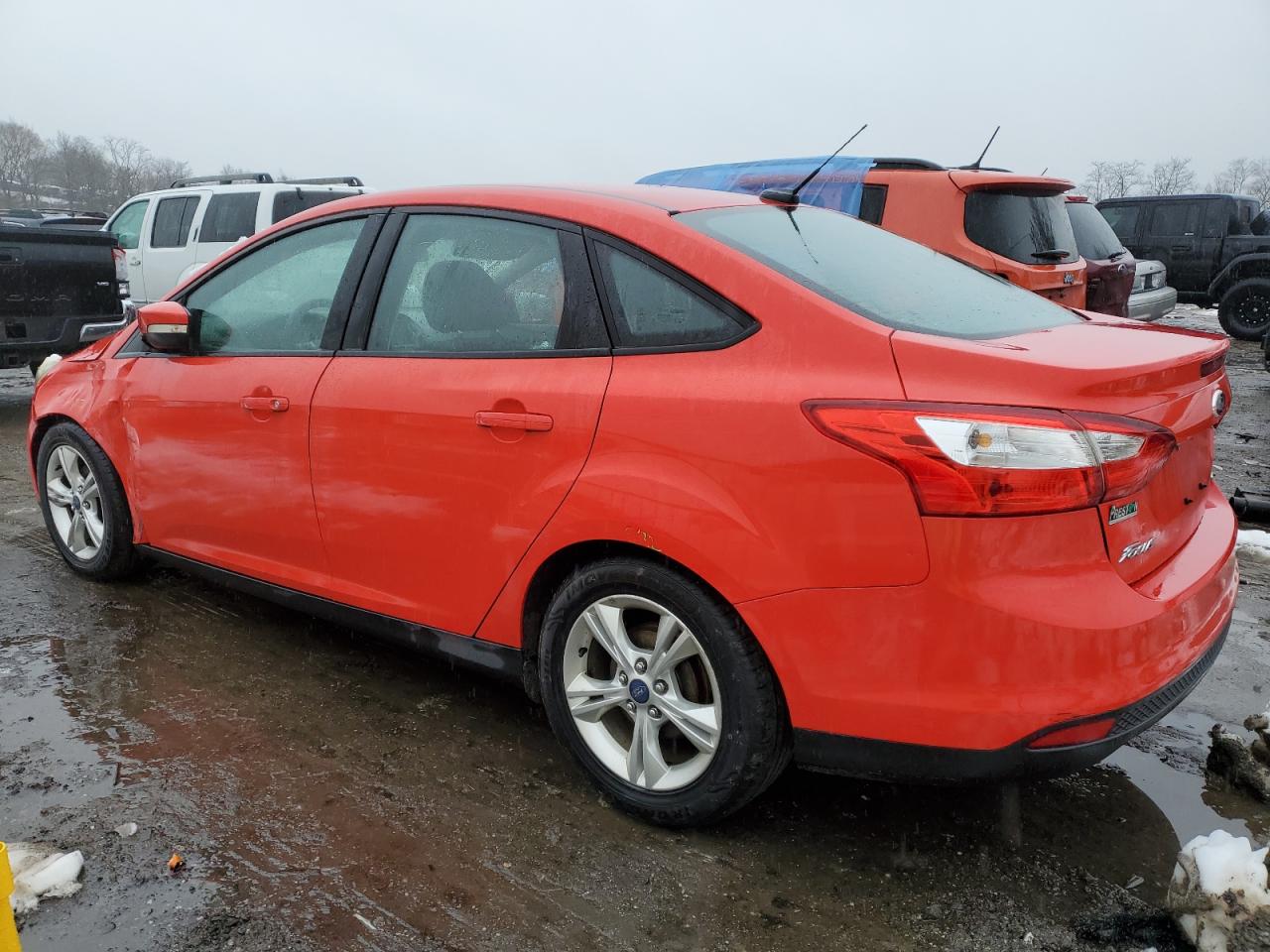2014 Ford Focus VIN 1FADP3F20EL301418 Copart auction photo, front end damage thumbnail 2