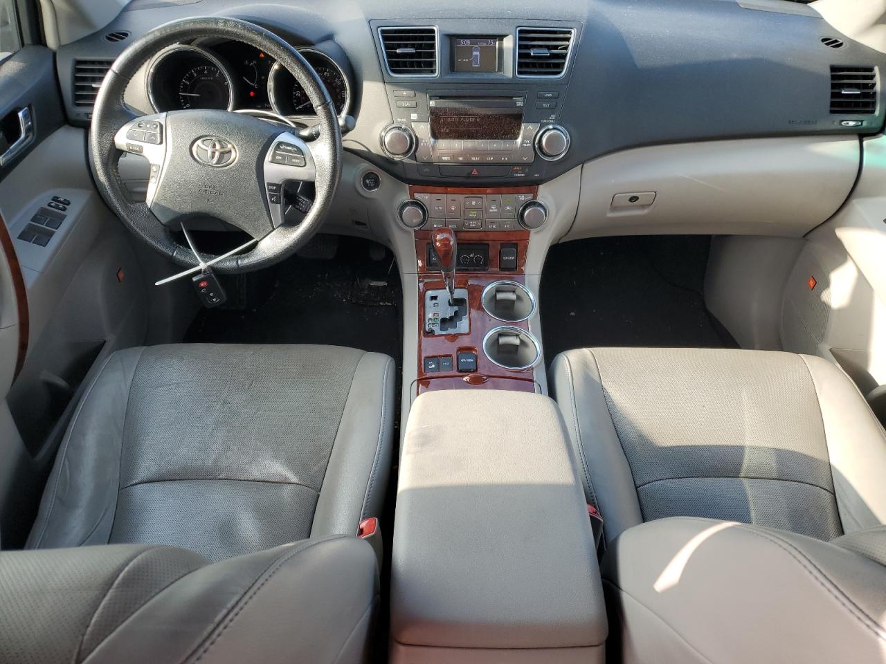 2012 Toyota Highlander VIN 5TDDK3EH2CS118810 Copart auction photo, rear end damage thumbnail 8