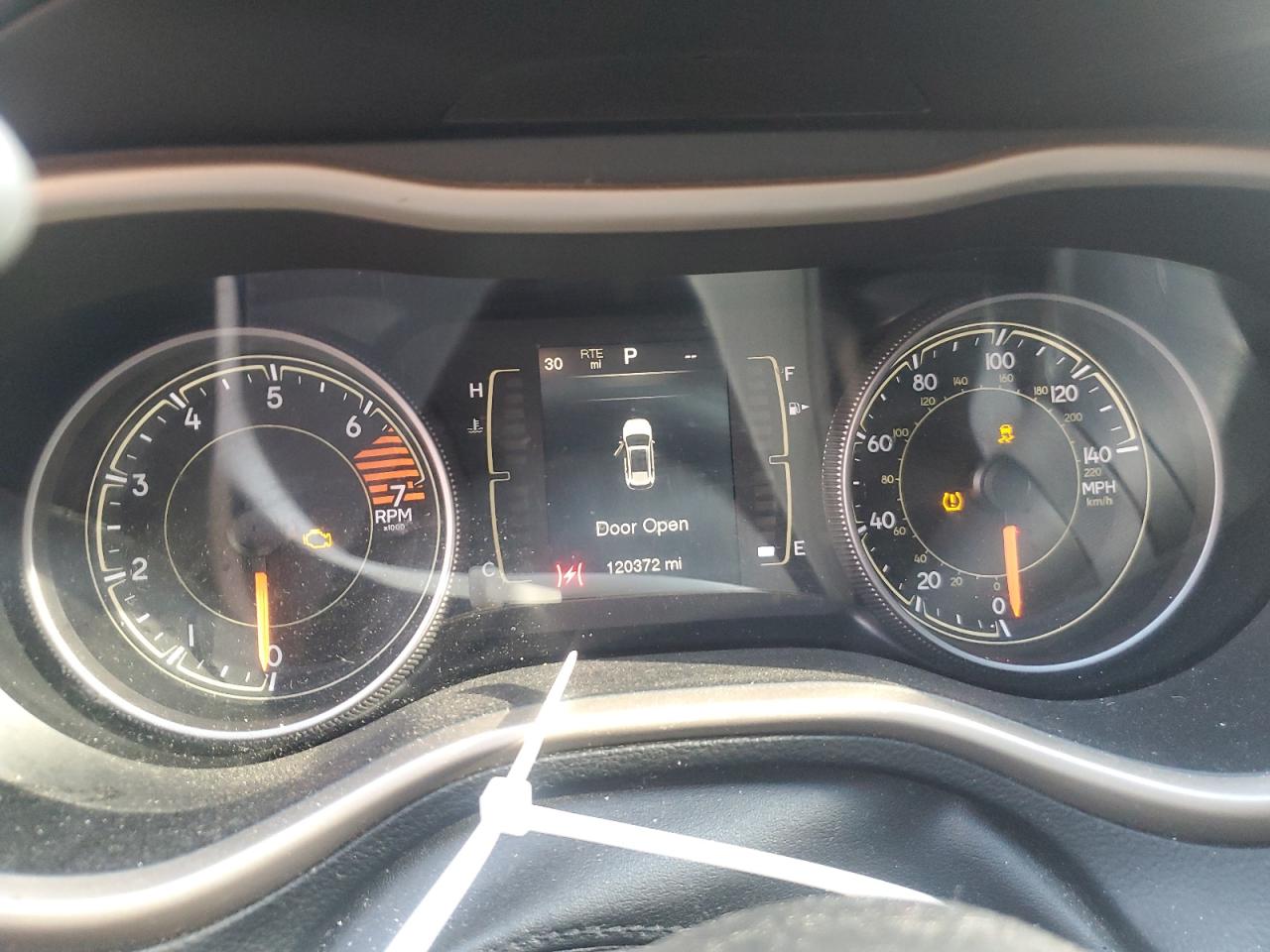 2016 Jeep Grand Cherokee VIN 1C4PJLCBXGW375945 Copart auction photo, front end / side damage thumbnail 9