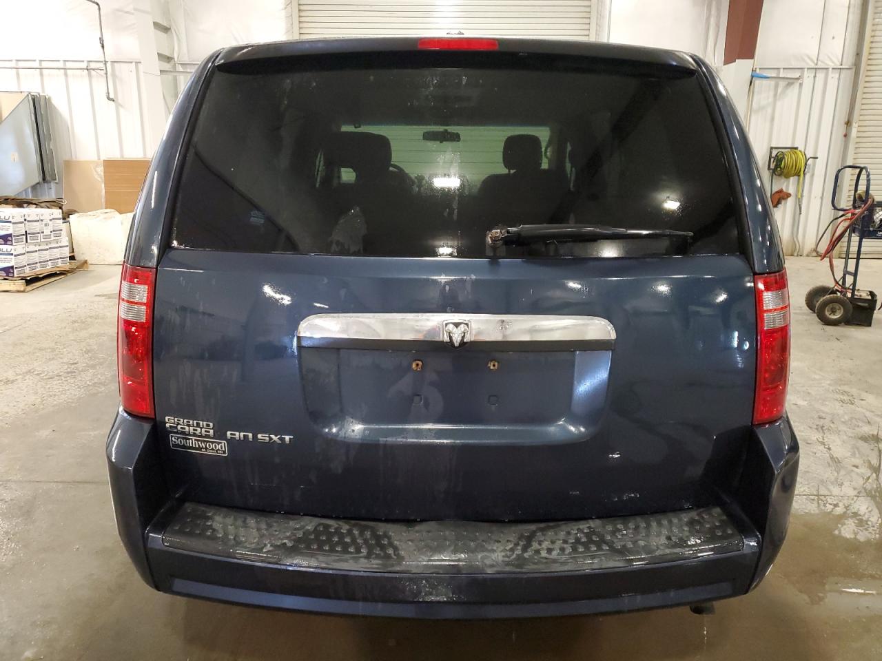 2008 Dodge Caravan VIN 1D8HN54P38B166409 Copart auction photo, front end damage thumbnail 6