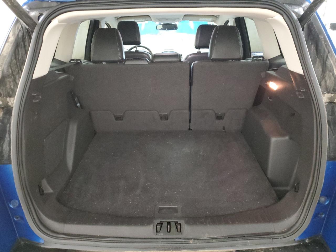 2017 Ford Escape VIN 1FMCU0JD2HUD18852 Copart auction photo, front end / minor dent/scratches damage thumbnail 6