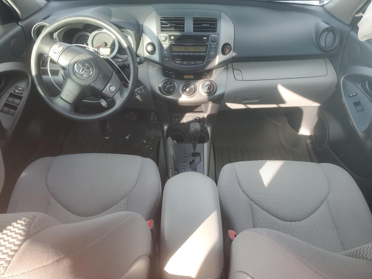 2011 Toyota RAV 4 VIN 2T3BF4DV1BW084901 Copart auction photo, rear end damage thumbnail 8