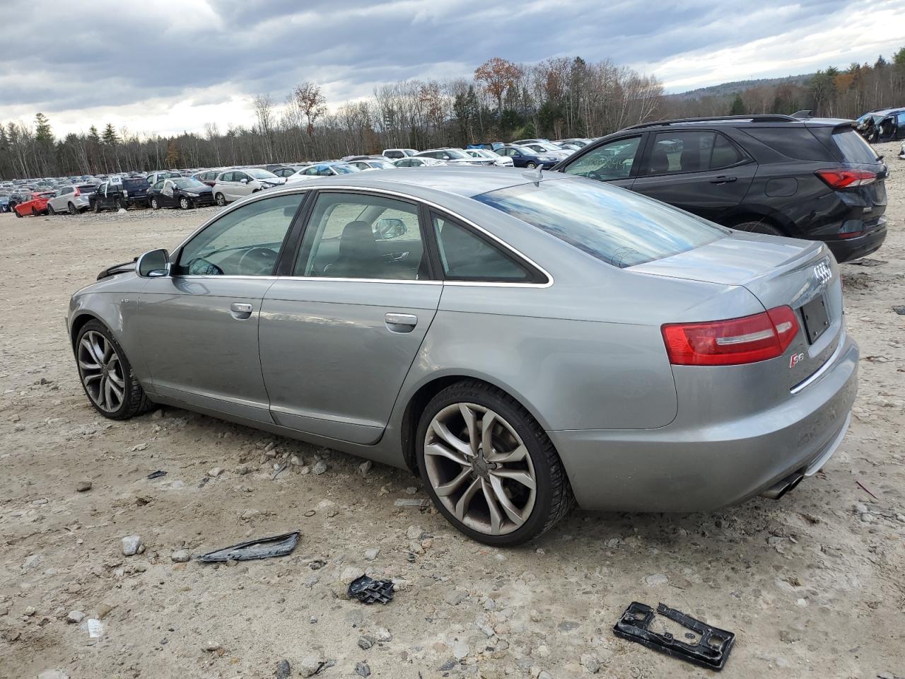 2010 Audi S6 VIN WAUBNAFB4AN035120 Copart auction photo, front end / minor dent/scratches damage thumbnail 2