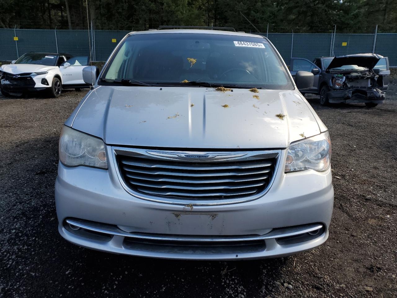 2012 Chrysler Town & Country VIN 2C4RC1BGXCR309015 Copart auction photo, minor dent/scratches damage thumbnail 5