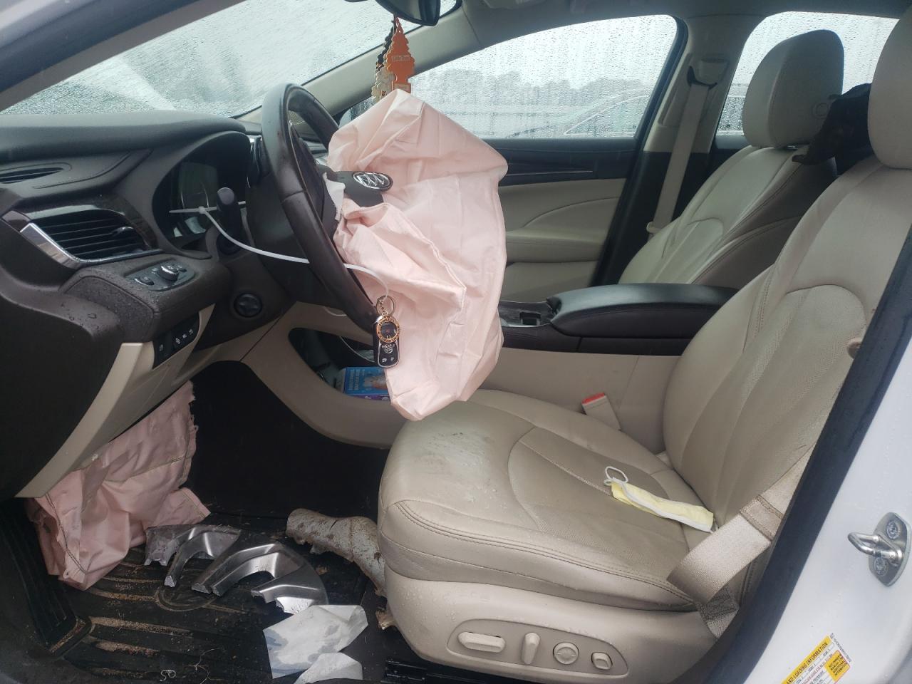 2017 Buick LaCrosse VIN 1G4ZR5SS4HU170242 Copart auction photo, all over / undercarriage damage thumbnail 7