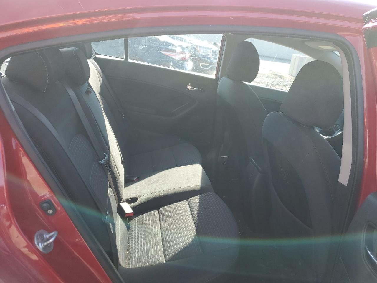 2015 KIA Forte VIN KNAFX4A65F5425609 Copart auction photo, rear end / front end damage thumbnail 11