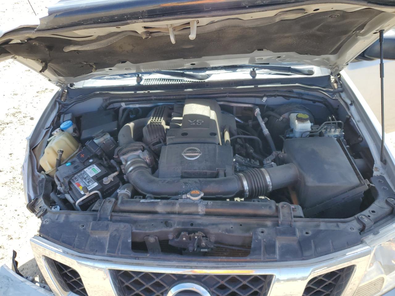 2019 Nissan Navara (Frontier) VIN 1N6AD0ER0KN733409 Copart auction photo, front end / minor dent/scratches damage thumbnail 12