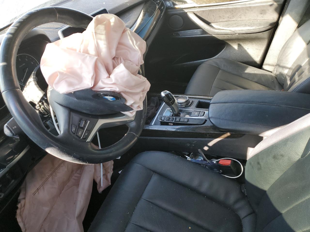 2015 BMW X5 VIN 5UXKR0C53F0K52578 Copart auction photo, front end / mechanical damage thumbnail 7
