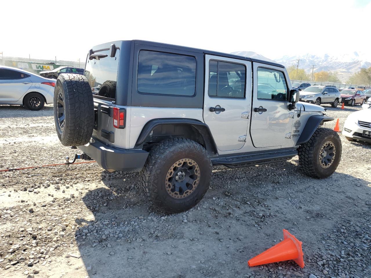 2015 Jeep Wrangler VIN 1C4BJWDG2FL619061 Copart auction photo, front end damage thumbnail 3