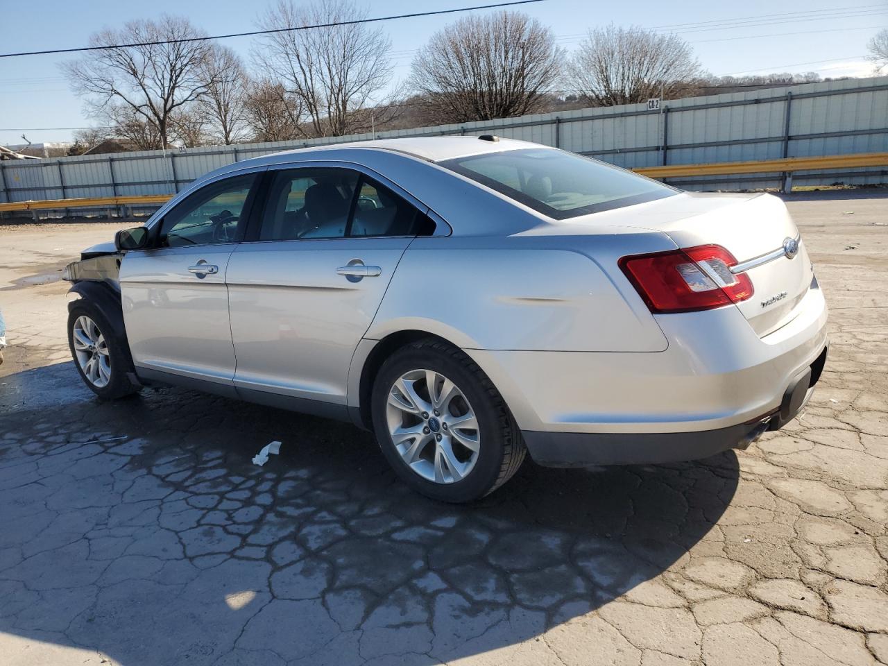 2010 Ford Taurus VIN 1FAHP2HW8AG123952 Copart auction photo, front end damage thumbnail 2