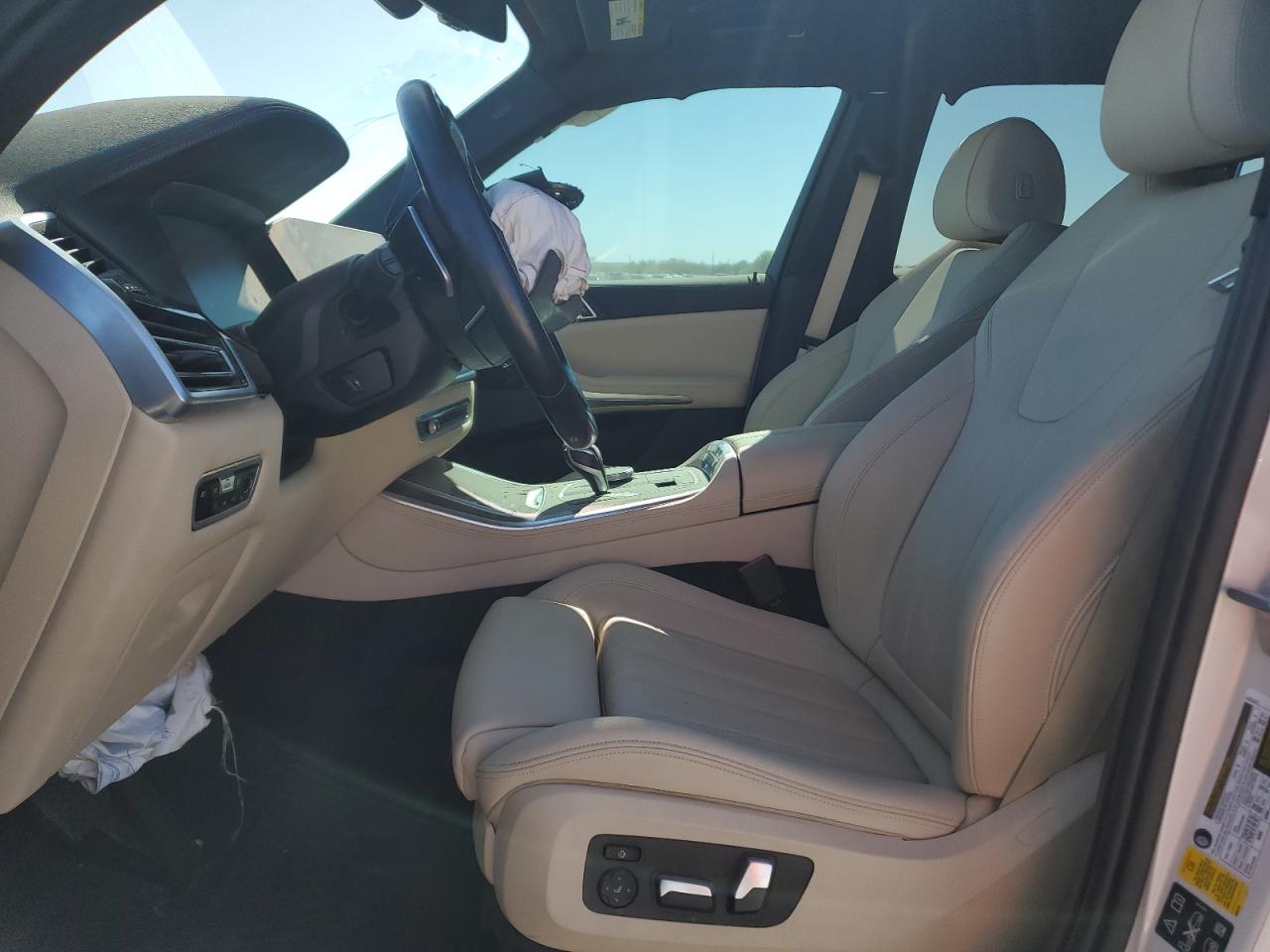 2019 BMW X5 VIN 5UXCR6C55KLL33890 Copart auction photo, front end / minor dent/scratches damage thumbnail 7