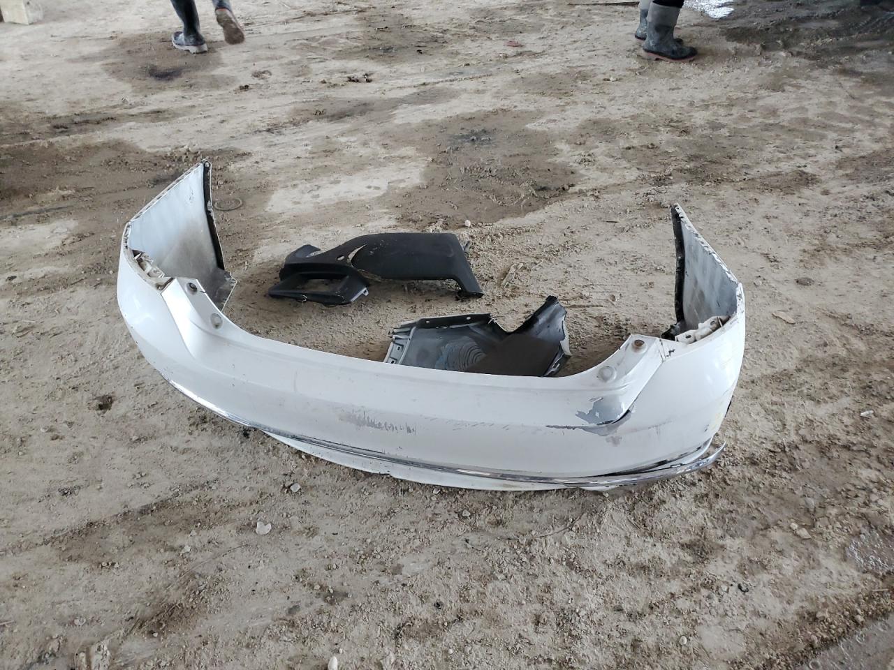 2017 Honda Accord VIN 1HGCR2F15HA047384 Copart auction photo, rear end / side damage thumbnail 12