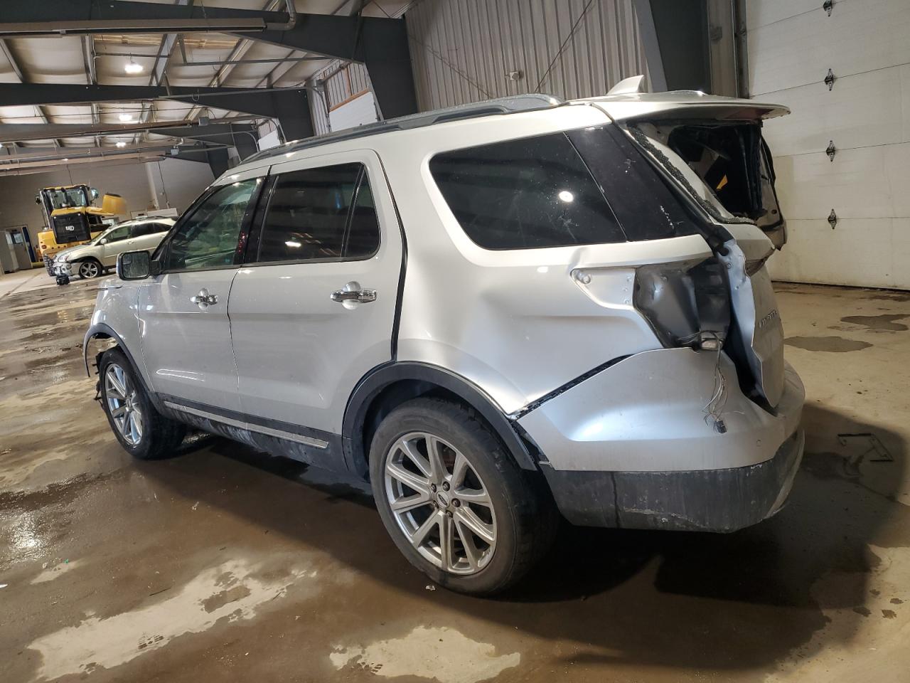 2016 Ford Explorer VIN 1FM5K8F82GGB98718 Copart auction photo, rear end damage thumbnail 2