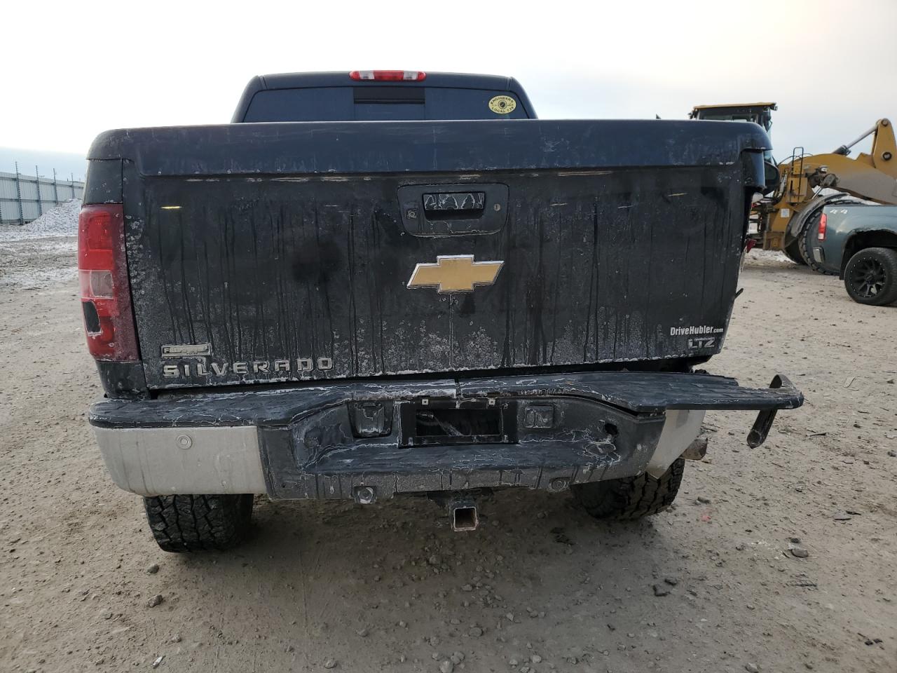 2011 Chevrolet Silverado VIN 3GCPKTE32BG300862 Copart auction photo, side damage thumbnail 6