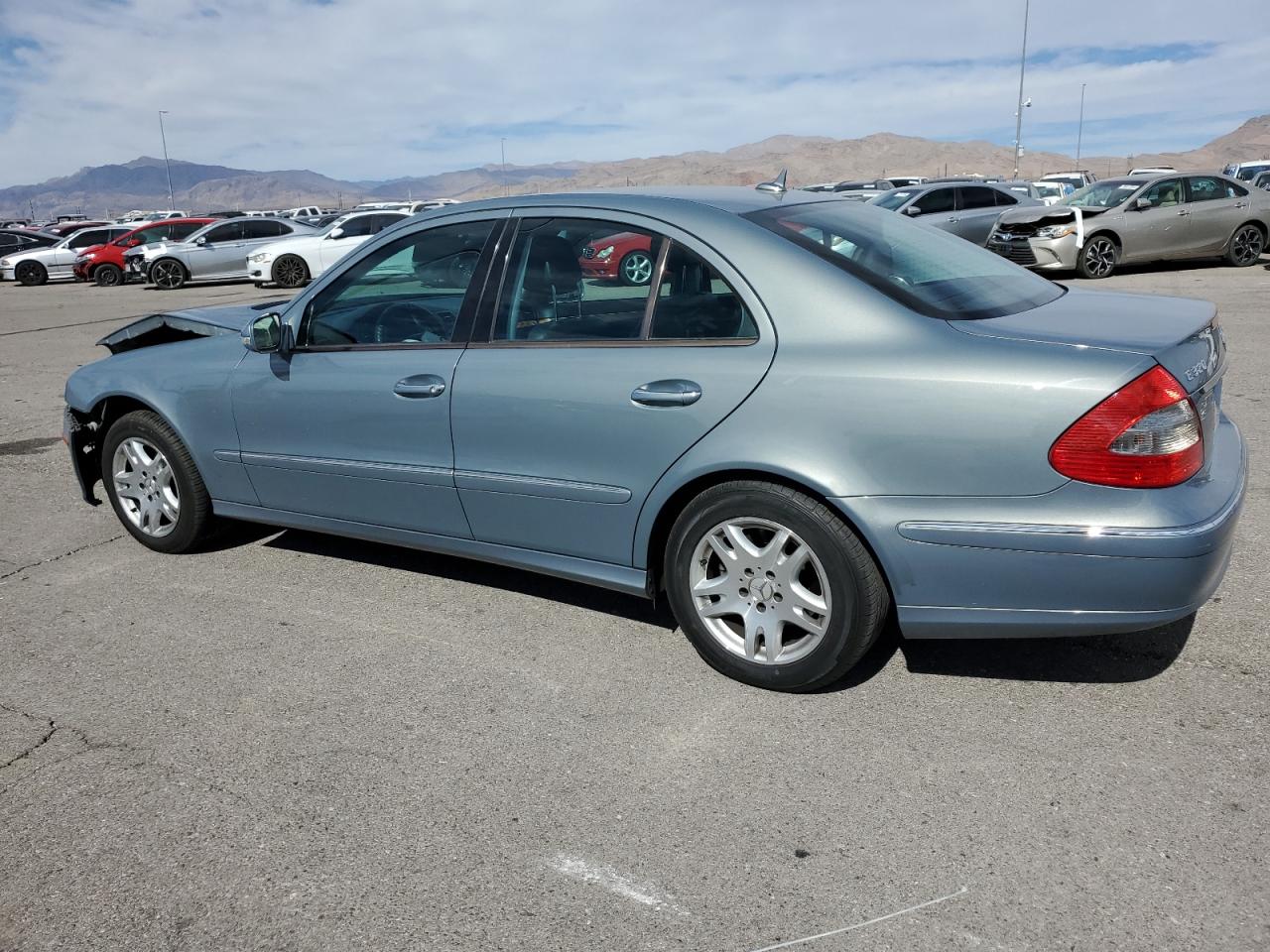 2007 Mercedes-Benz E-klasse VIN WDBUF22X37B096564 Copart auction photo, front end damage thumbnail 2