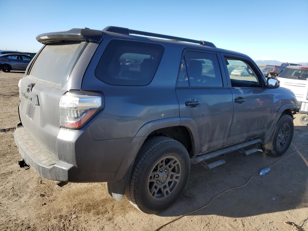 2020 Toyota 4Runner VIN JTEBU5JR7L5807741 Copart auction photo, front end damage thumbnail 3