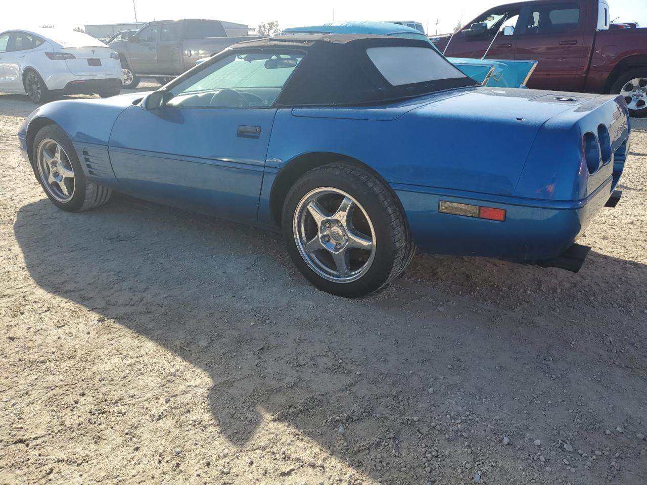 1993 Chevrolet Corvette VIN 1G1YY33P5P5105385 Copart auction photo, water/flood damage thumbnail 2