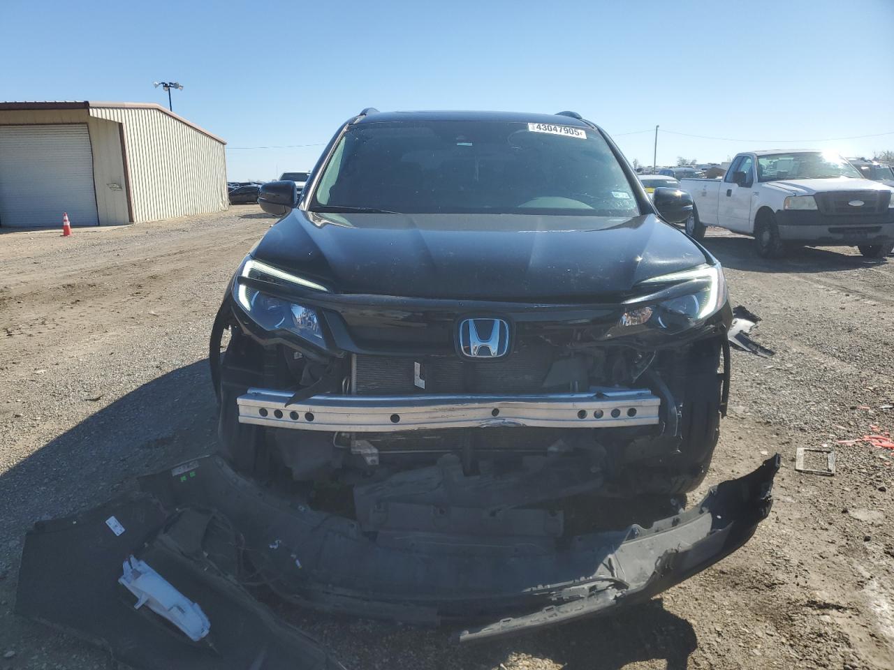2022 Honda Pilot VIN 5FNYF6H21NB050876 Copart auction photo, front end damage thumbnail 5