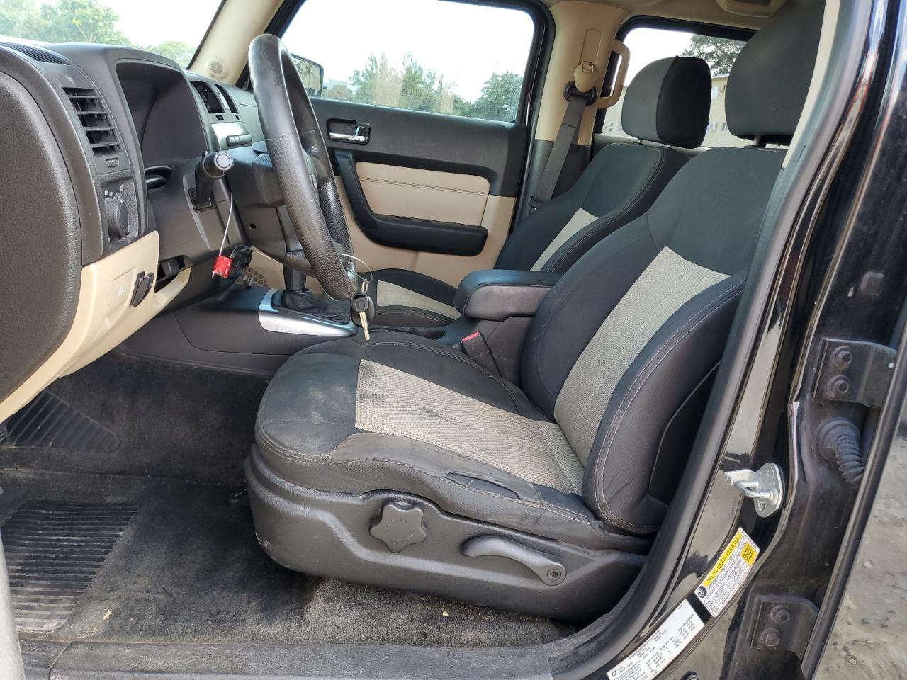 2006 Hummer H3 VIN 5GTDN136968171390 Copart auction photo, stripped damage thumbnail 7
