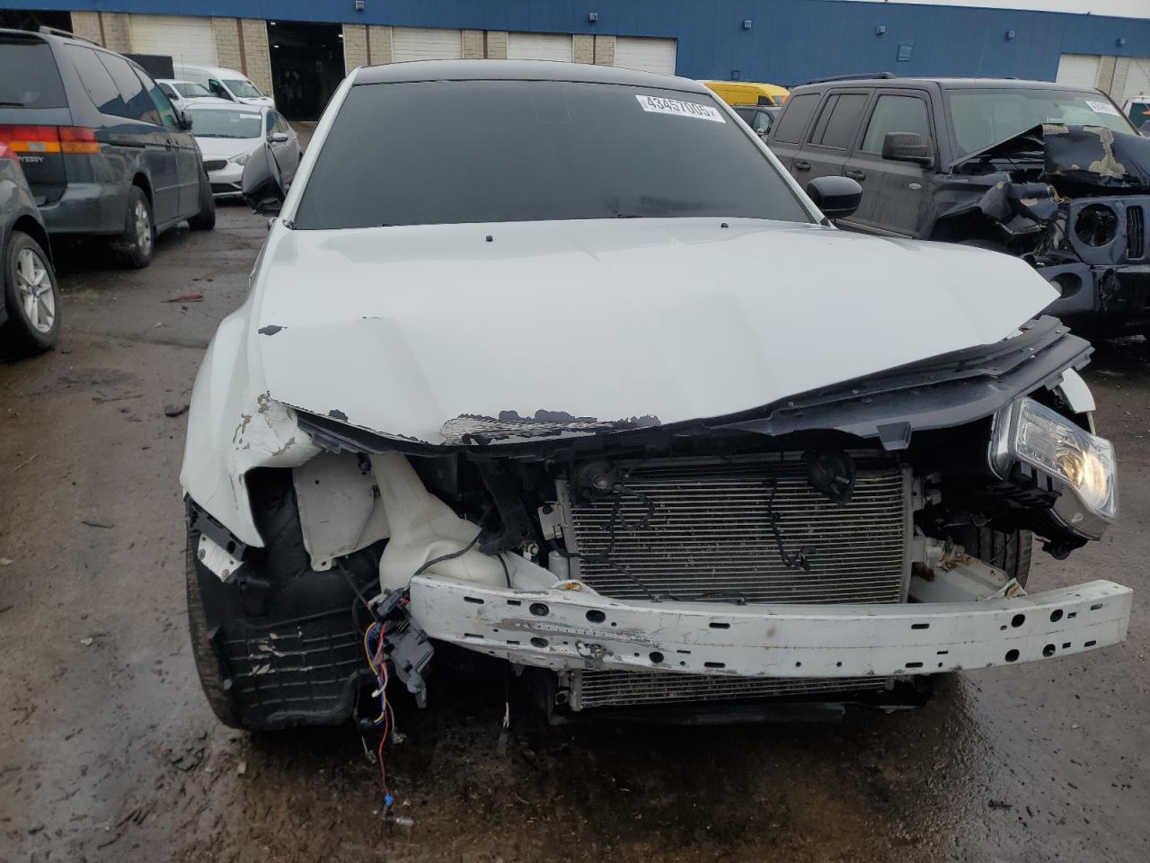 2015 Chrysler 300 VIN 2C3CCAGG4FH922857 Copart auction photo, front end / side damage thumbnail 5