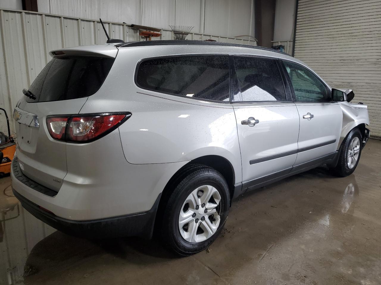 2016 Chevrolet Traverse VIN 1GNKVFED2GJ281125 Copart auction photo, front end damage thumbnail 3