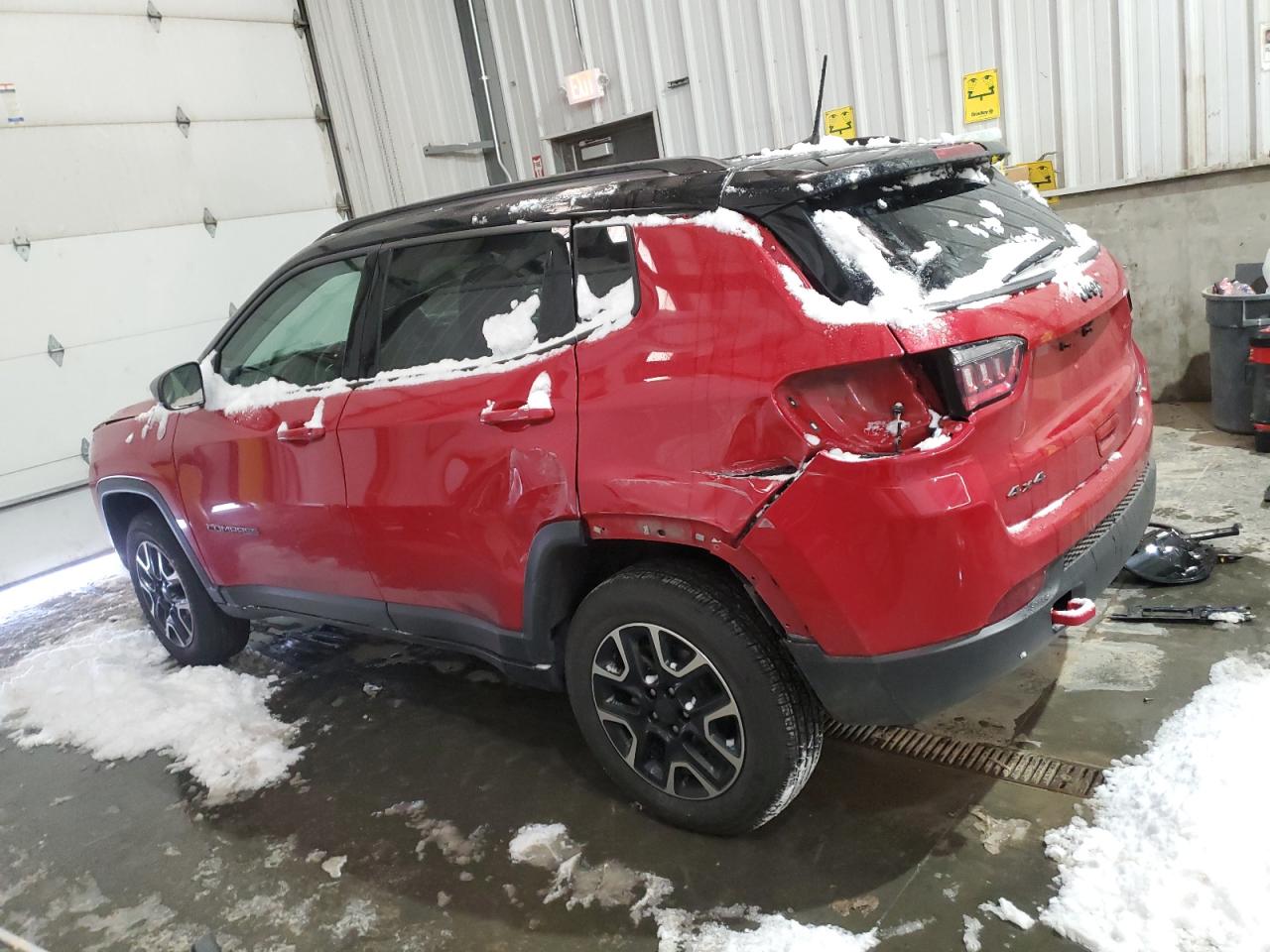 2020 Jeep Compass VIN 3C4NJDDBXLT122037 Copart auction photo, side damage thumbnail 2