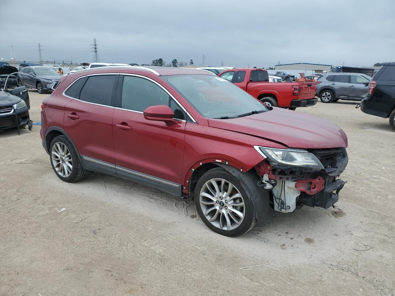 2015 Lincoln MKZ VIN 5LMCJ1A94FUJ25462 Copart auction photo, front end / minor dent/scratches damage thumbnail 4