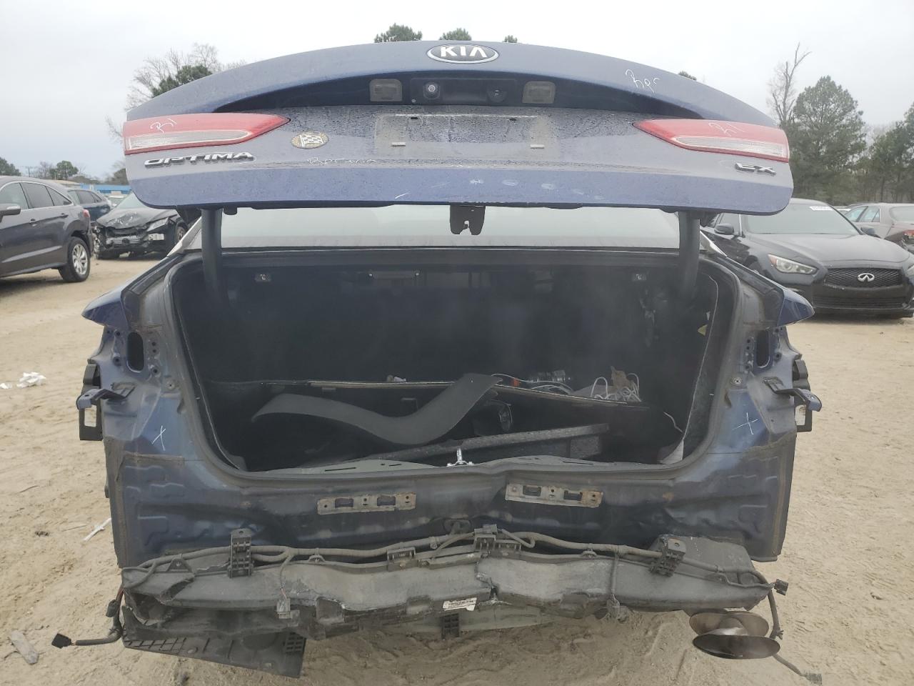 2016 KIA Optima VIN 5XXGU4L32GG094343 Copart auction photo, rear end damage thumbnail 6