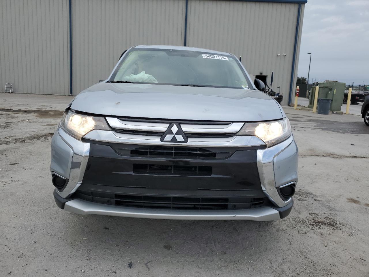 2017 Mitsubishi Outlander VIN JA4AD2A32HZ038473 Copart auction photo, all over damage thumbnail 5
