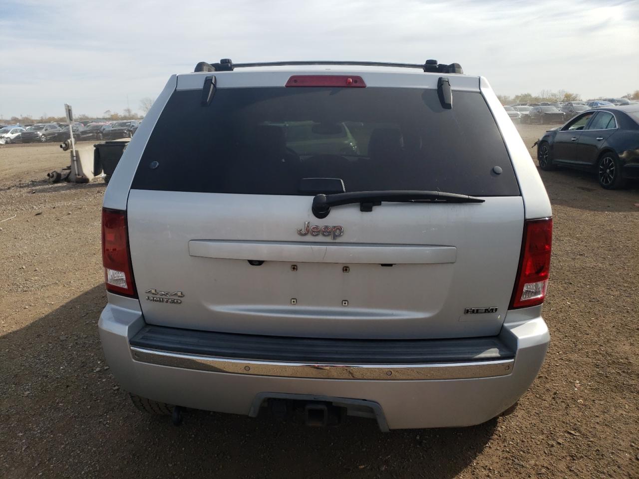 2007 Jeep Grand Cherokee VIN 1J8HR58237C551343 Copart auction photo, front end damage thumbnail 6