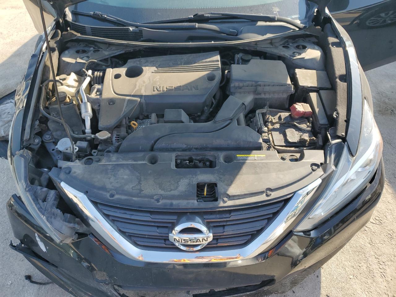 2017 Nissan Altima VIN 1N4AL3APXHC181472 Copart auction photo, front end / side damage thumbnail 12
