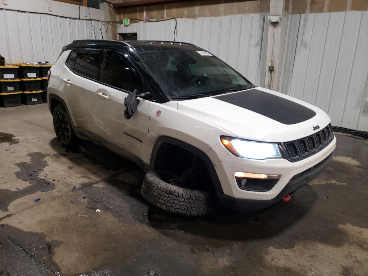 2020 Jeep Compass VIN 3C4NJDDB8LT166926 Copart auction photo, undercarriage damage thumbnail 4