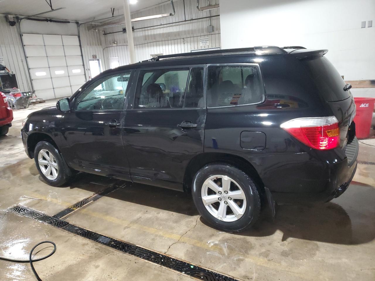 2010 Toyota Highlander VIN JTEBK3EH8A2165931 Copart auction photo, front end damage thumbnail 2