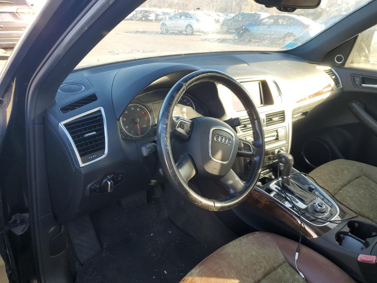 2010 Audi Q5 VIN WA1VKAFP7AA084155 Copart auction photo, water/flood / mechanical damage thumbnail 9