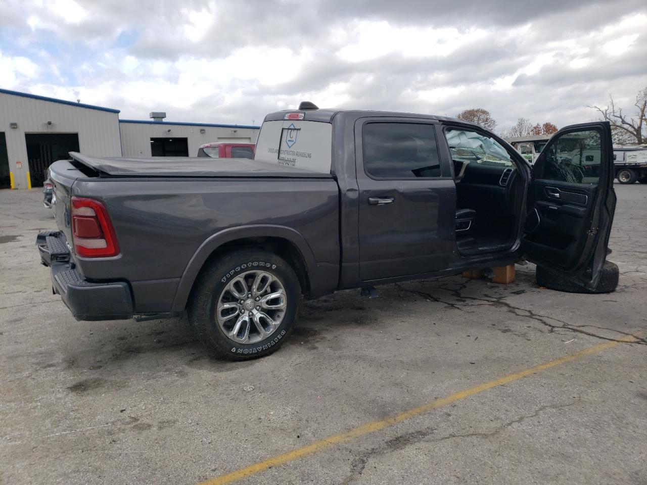 2021 RAM 1500 VIN 1C6SRFJT5MN637170 Copart auction photo, rollover damage thumbnail 3