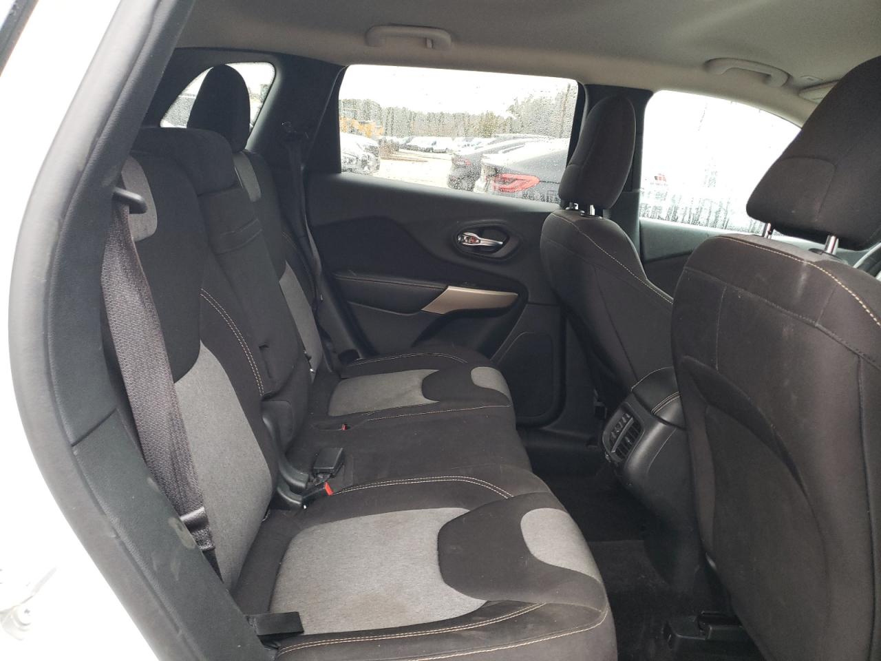 2018 Jeep Grand Cherokee VIN 1C4PJLCB5JD561900 Copart auction photo, front end damage thumbnail 11