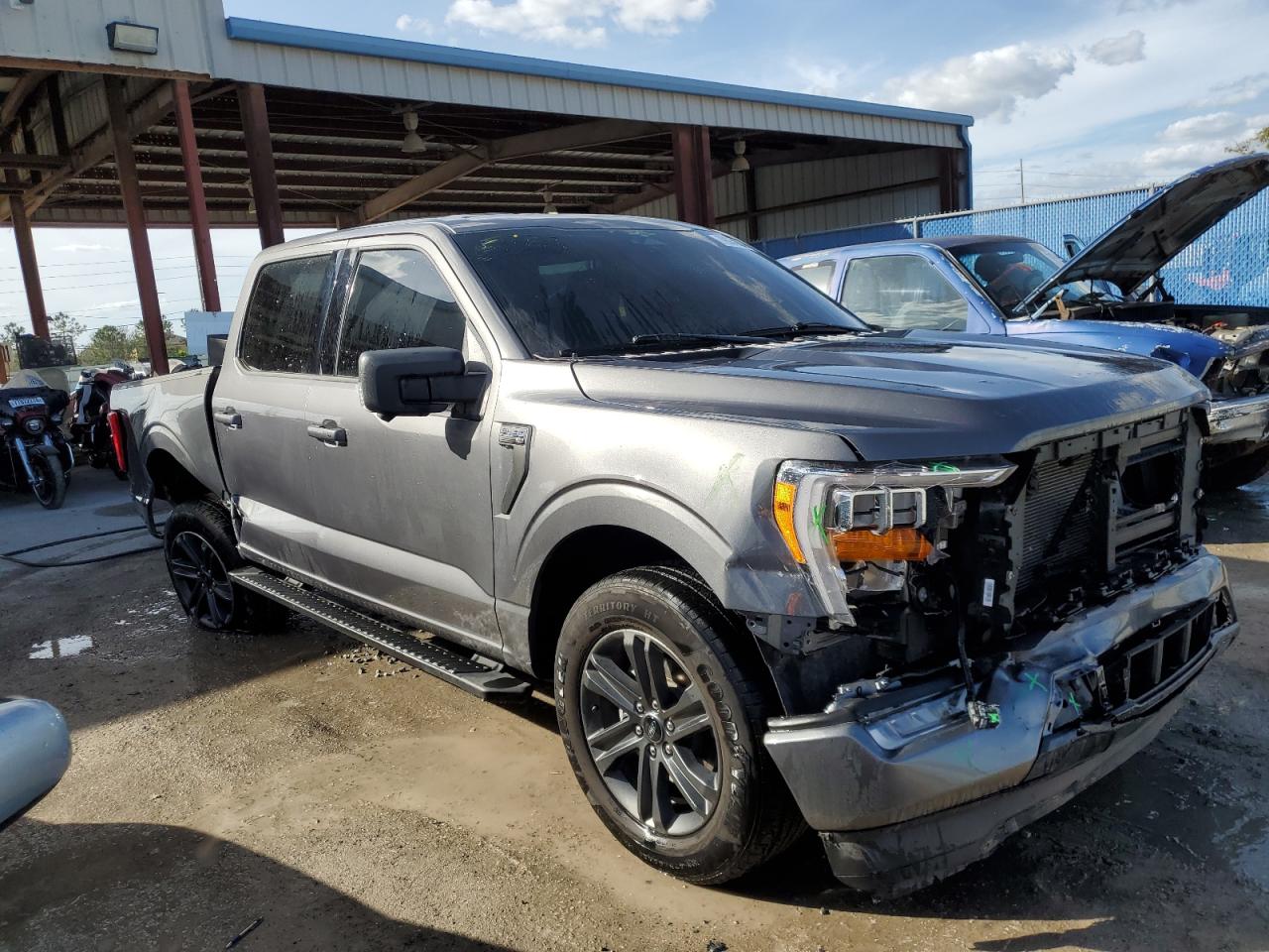 2023 Ford F-150 VIN 1FTEW1CP1PKD73954 Copart auction photo, side / front end damage thumbnail 4