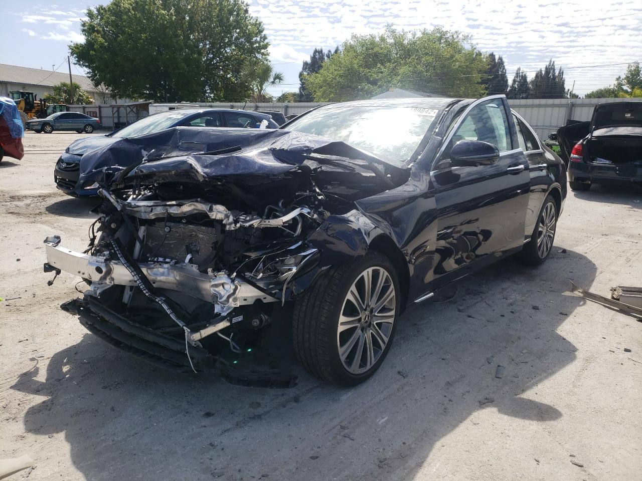 2019 Mercedes-Benz E-klasse VIN WDDZF4JB2KA593697 Copart auction photo, front end / minor dent/scratches damage thumbnail 2